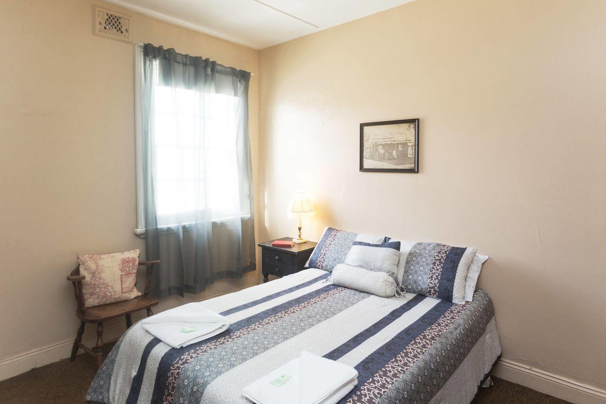 Southern Railway Hotel Гоулбёрн Экстерьер фото