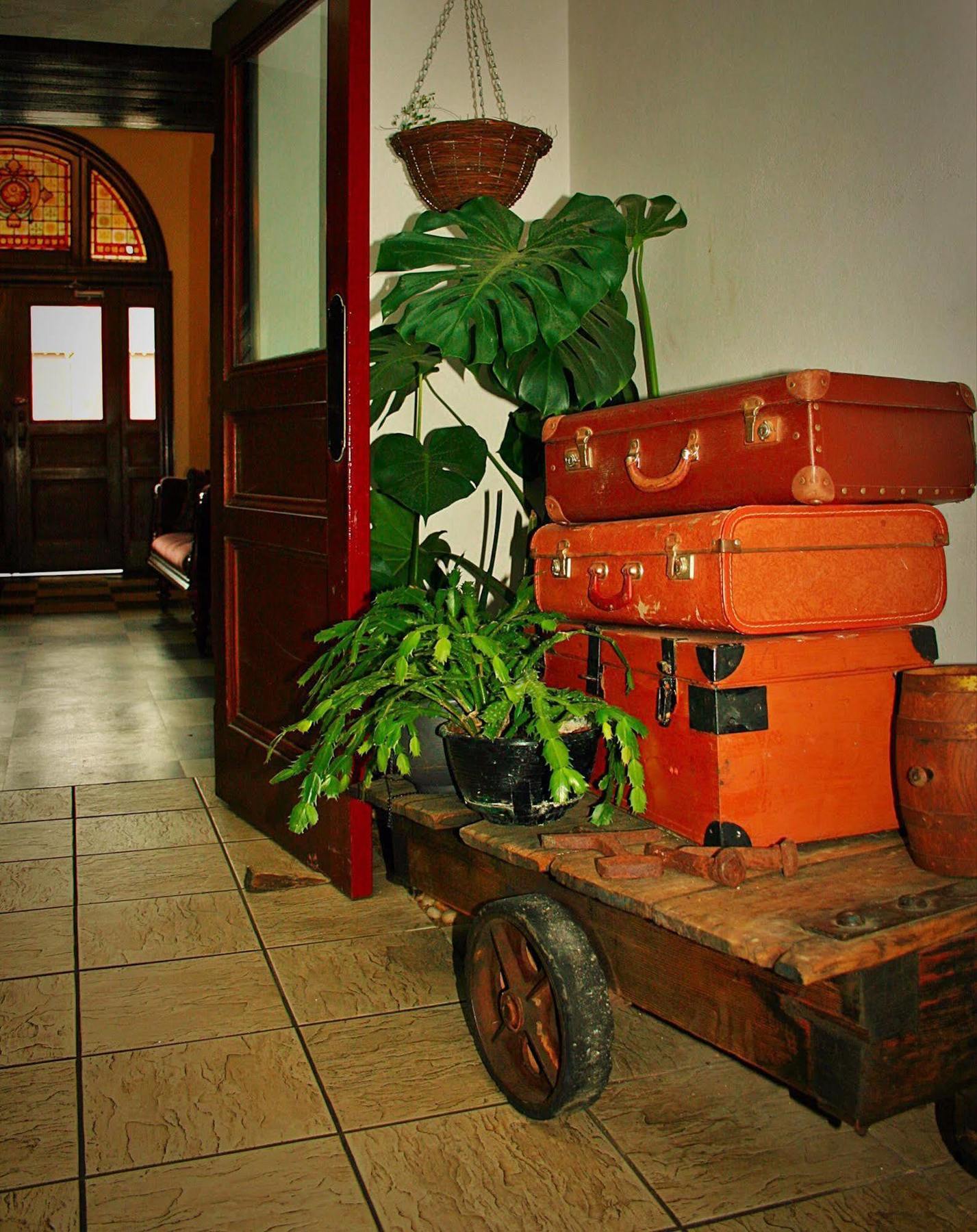 Southern Railway Hotel Гоулбёрн Экстерьер фото